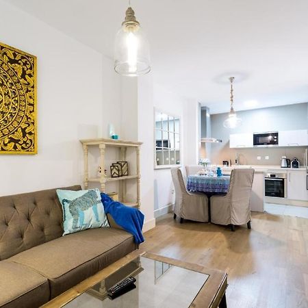 Atrivm San Julian Apartment Sevilla Buitenkant foto