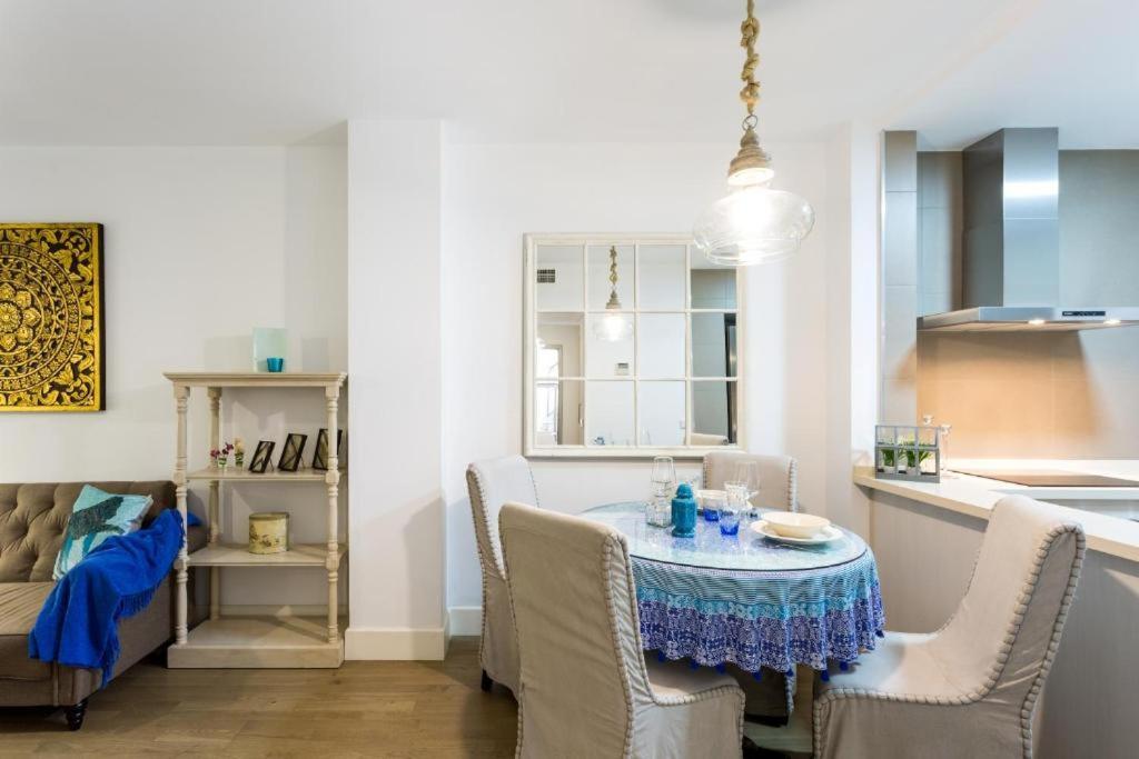 Atrivm San Julian Apartment Sevilla Buitenkant foto